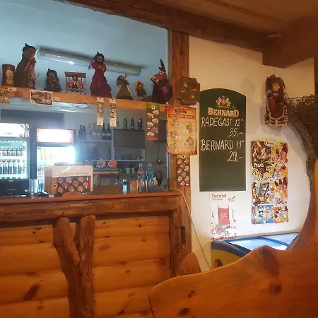 Pohadka Na Lipne Habitación en casa particular *